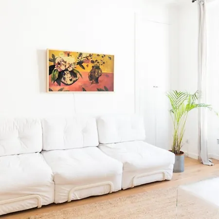 Charming Apartment Bastille דירה